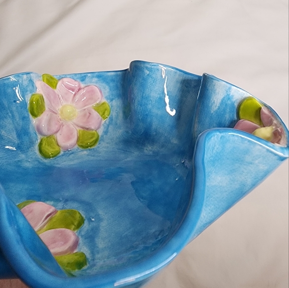 Handmade Ceramic Dish Glazed Blue with Pink Flowers 7" Unique Wavy Edge Bowl - Picture 7 of 14